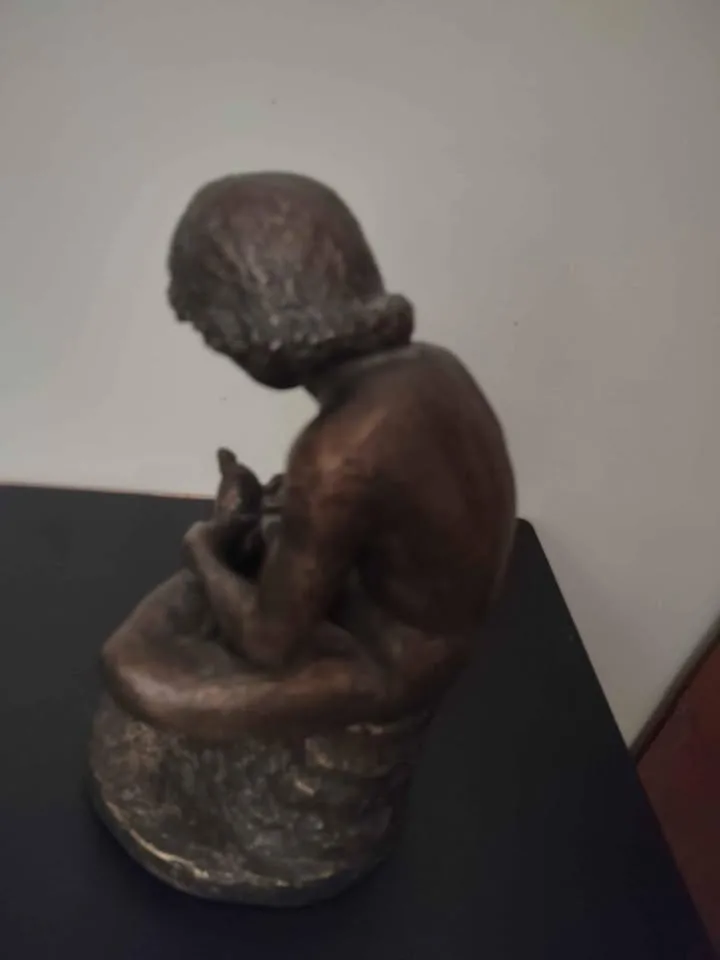 Boy with Thorn Statue (Fedelino Spinario) image indicator(4)