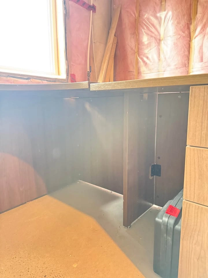 FREE Office table - photo 4