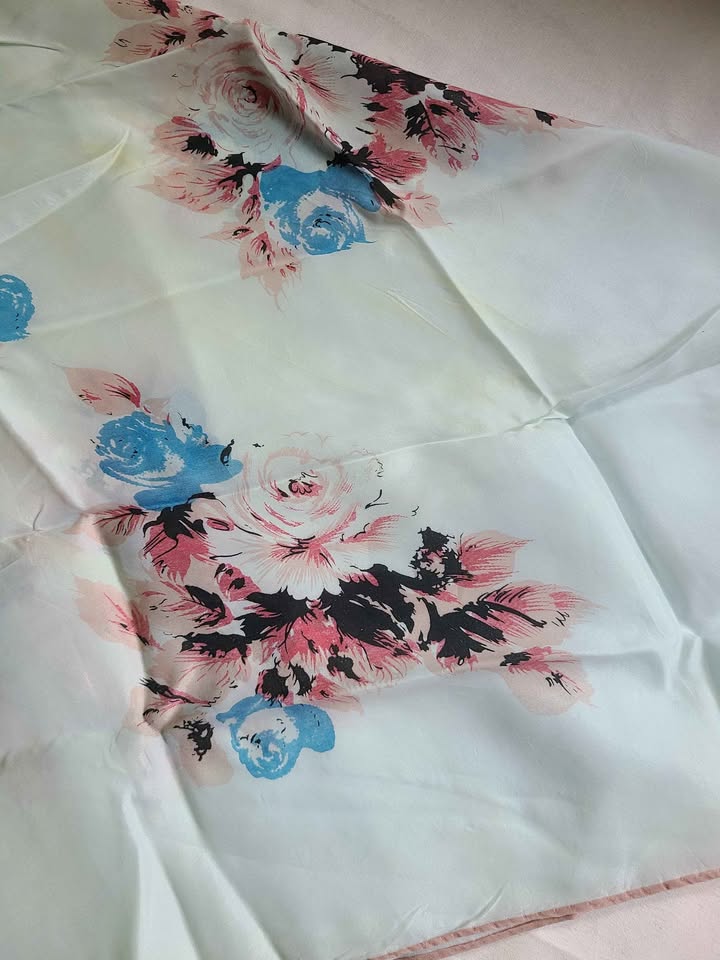 Vintage Ladies scarves - photo 3