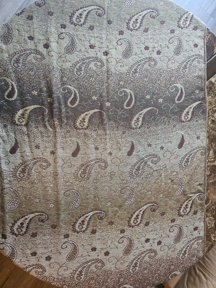 $18 OBO brown tones paisley pashmina / scarf - photo 2