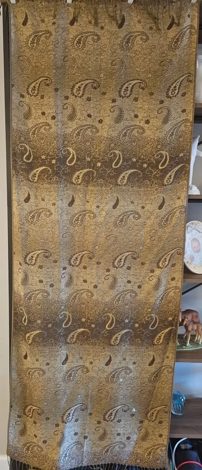 $18 OBO brown tones paisley pashmina / scarf - photo 3