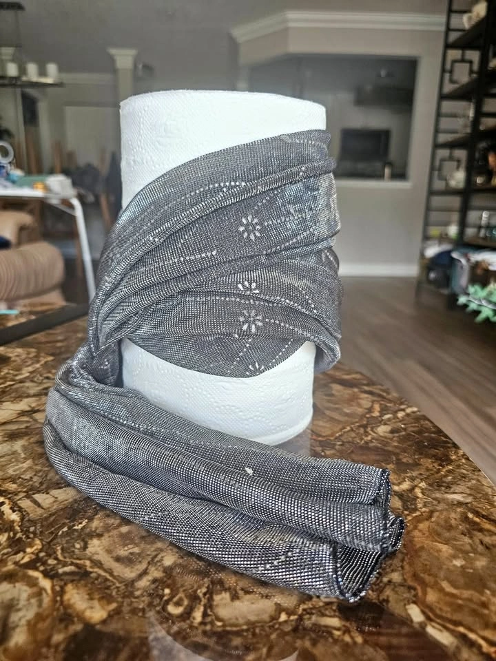 $3 OBO Black/silver scarf