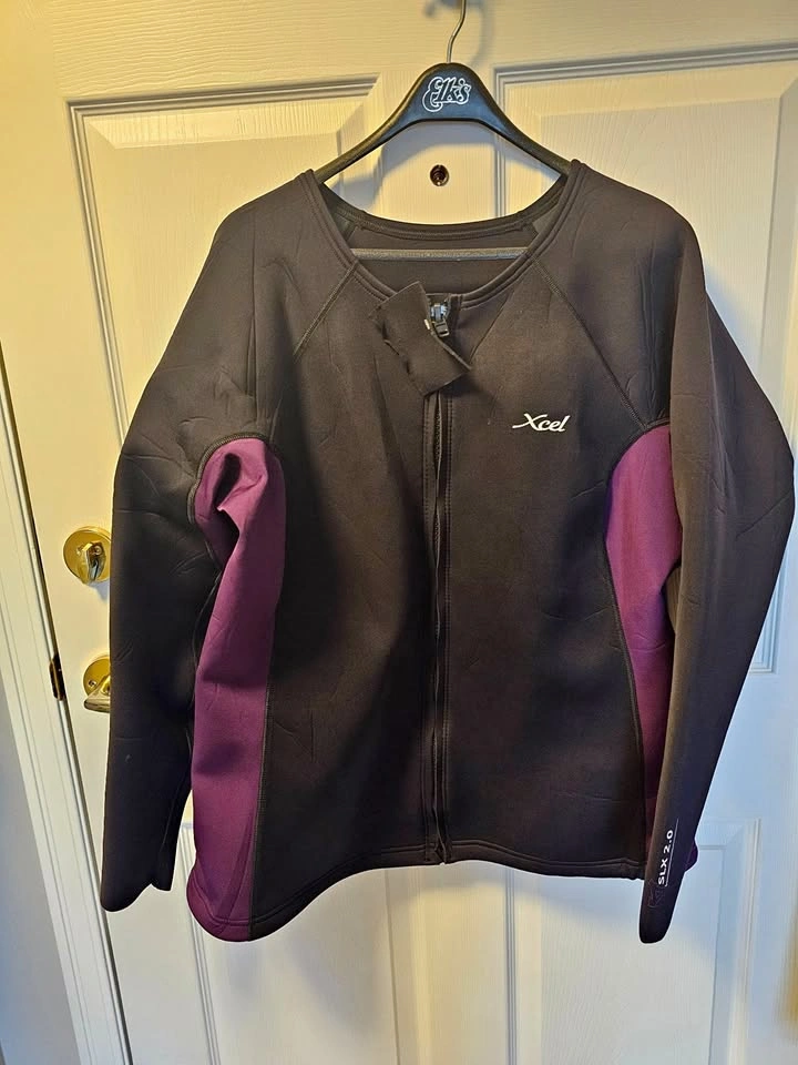$45 OBO Xcel wetsuit top