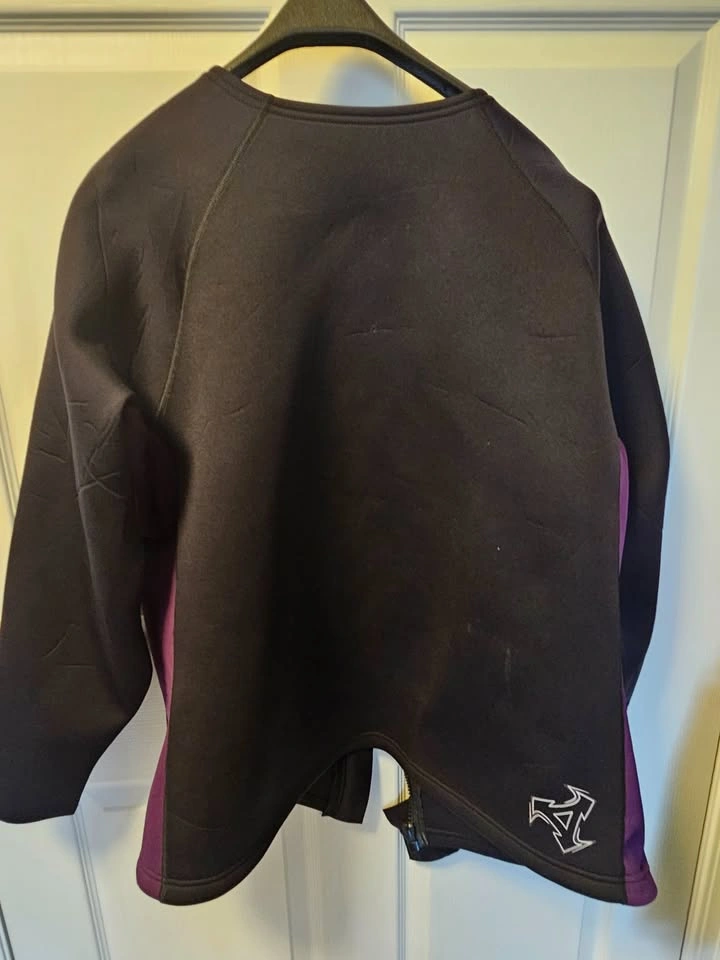 $45 OBO Xcel wetsuit top - photo 5