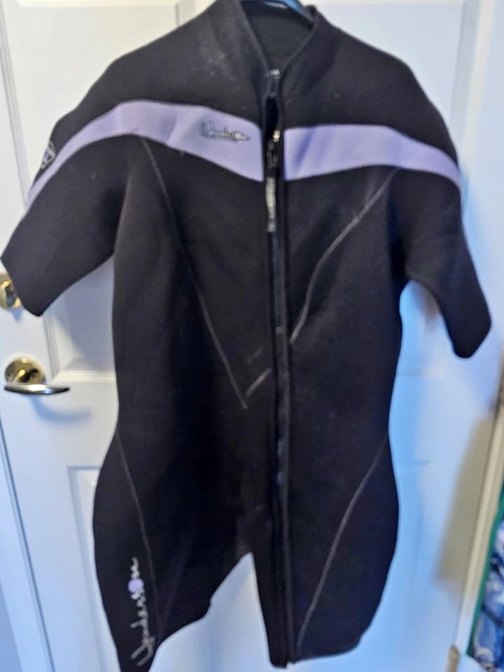 $70 OBO Woman's plus shortie wetsuit