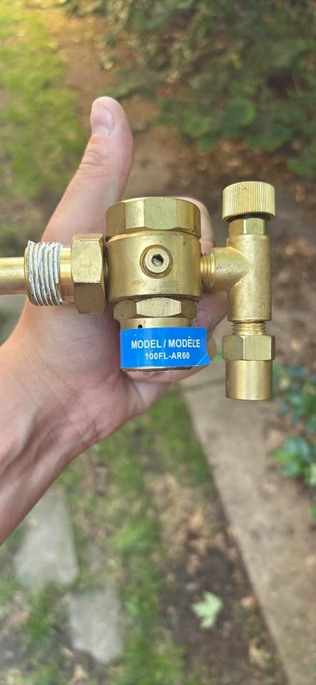 Acetylene regulator