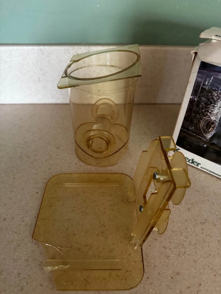 Window Wild Bird Feeder - photo 3