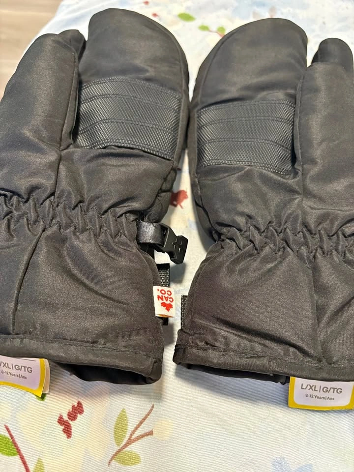 Winter gloves