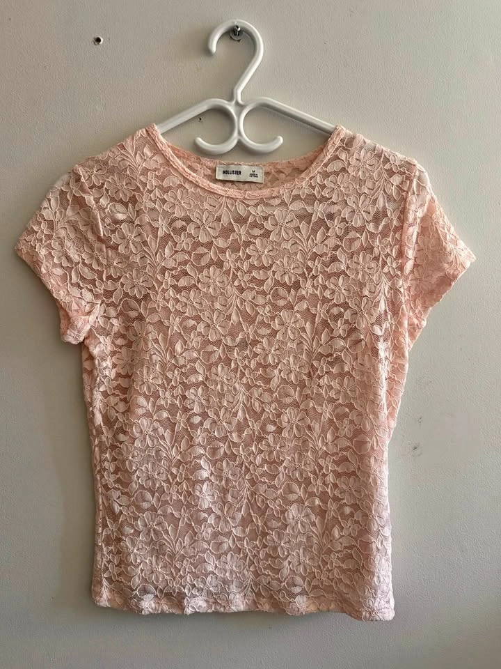 Hollister Lace Baby Tee Pink
