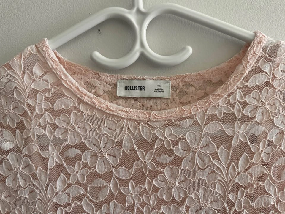Hollister Lace Baby Tee Pink - photo 3