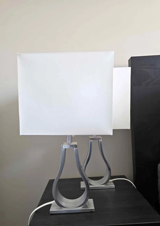 Silver table lamp set