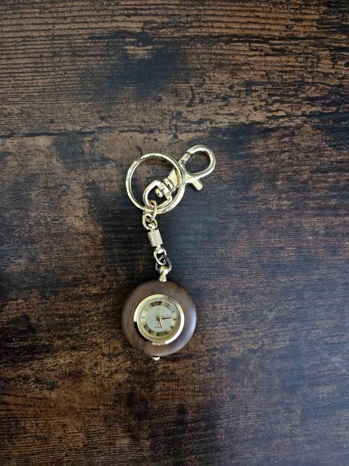 Vintage Quartz Wooden Keychain Watch