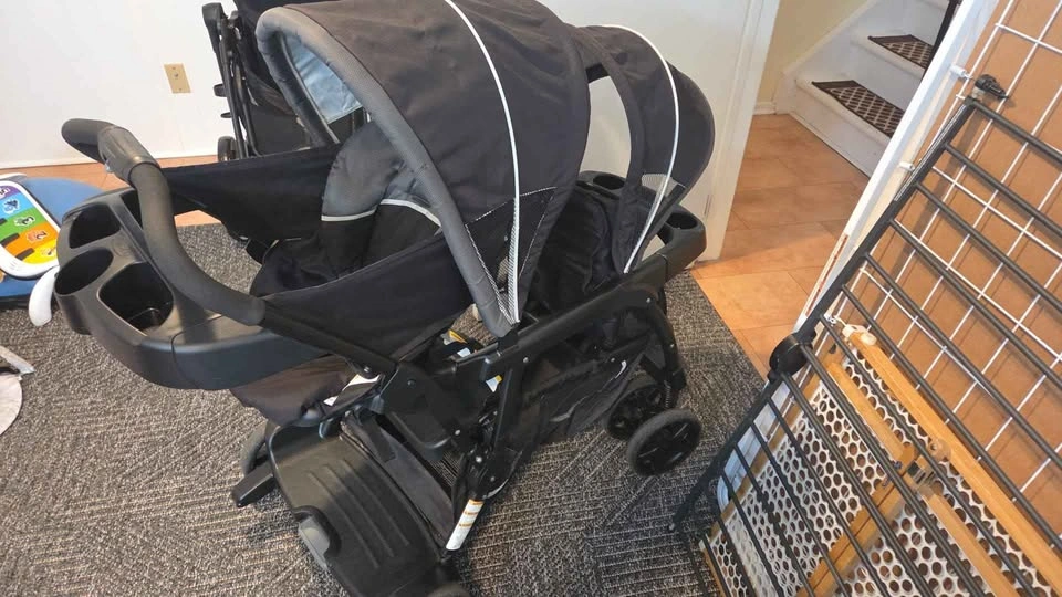 Graco Double Stroller - photo 3