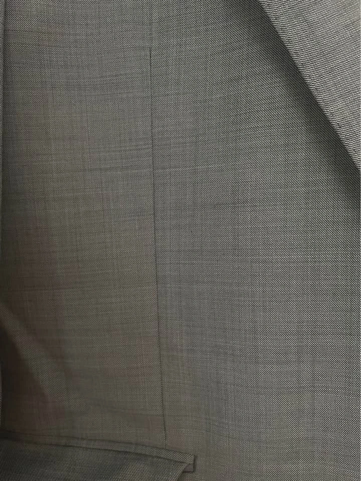 Light Grey Calvin Klein Suit (42R, 36W) - photo 5