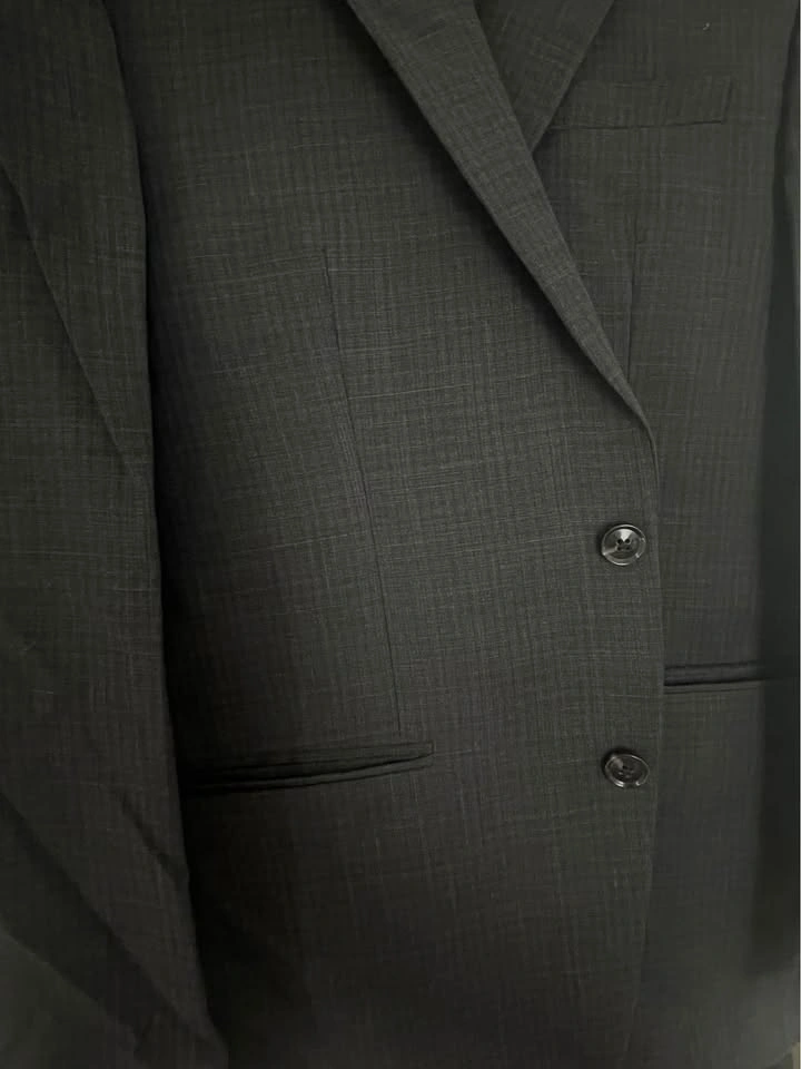 Charcoal Calvin Klein Slim Fit Suit (42R jacket, 36W pants) - photo 4