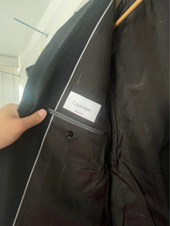 Charcoal Calvin Klein Slim Fit Suit (42R jacket, 36W pants) - photo 5