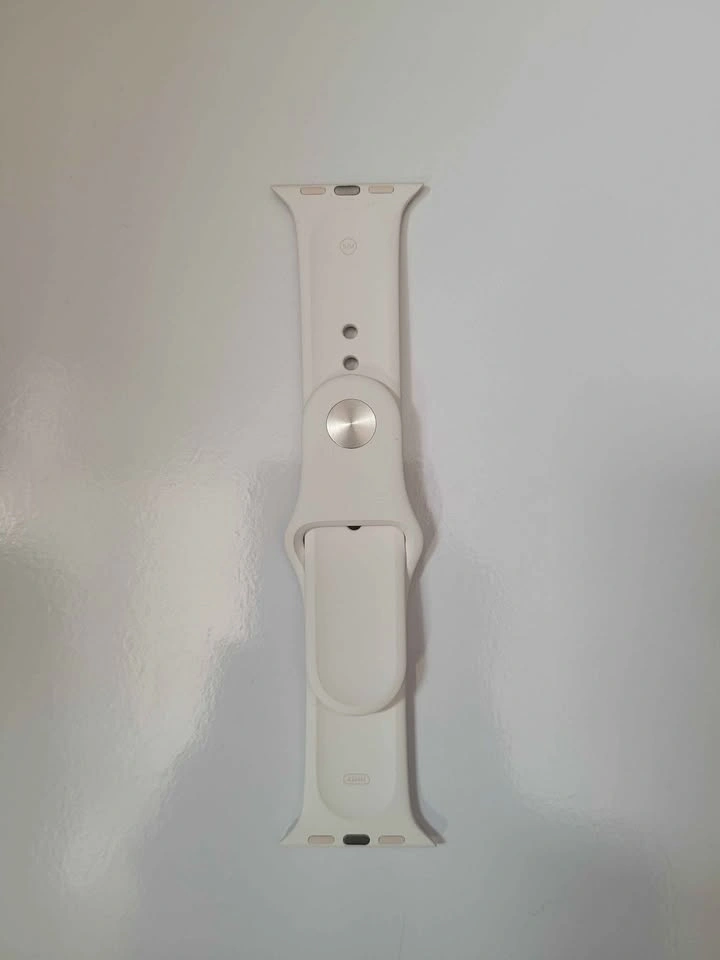 White Apple Watch Sport Band 42mm S/M (New) - photo 2