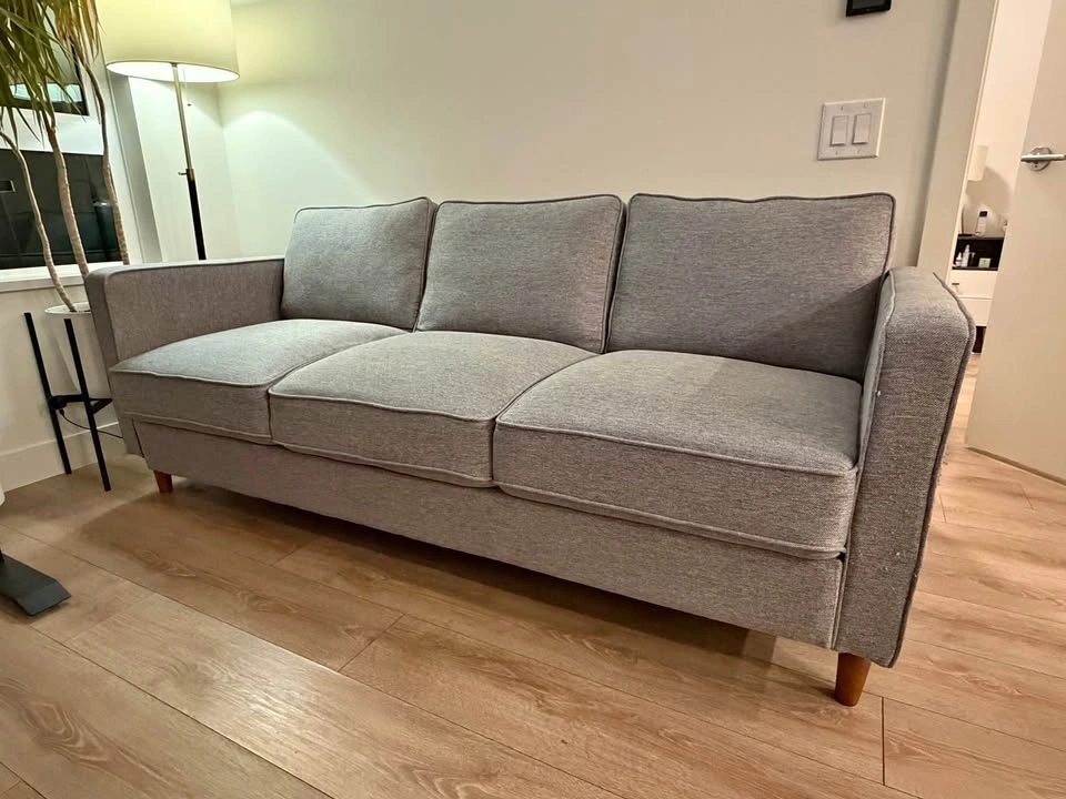 Hana 78" Square Arm Sofa