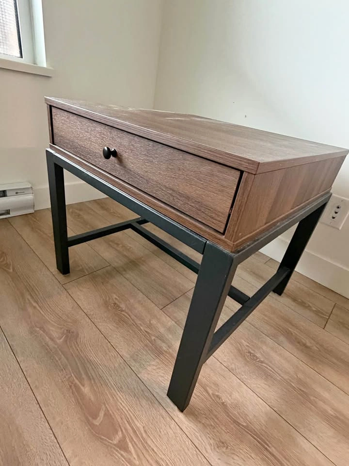Solid wood console table with drawer