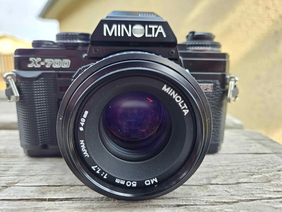 Like new Minolta X-700 Film Camera with 50mm f/1.7 Lens - photo 2