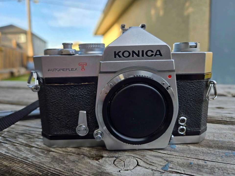 Konica Autoreflex T and Autoreflex TC Film 35mm Camera Bundle - photo 3