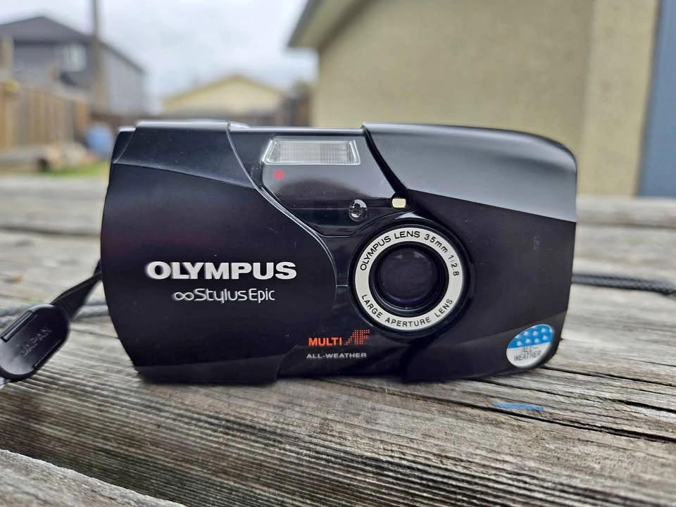 Olympus Stylus Epic infinity Mju II 35mm Film Camera