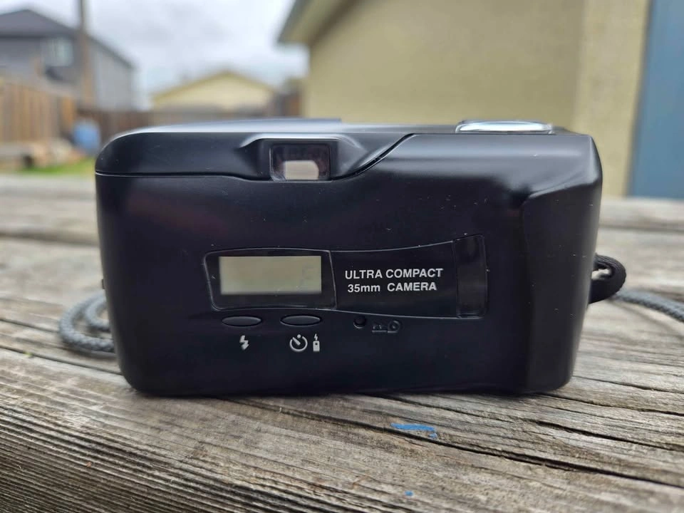 Olympus Stylus Epic infinity Mju II 35mm Film Camera - photo 2