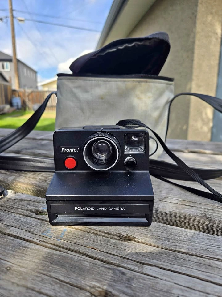 Vintage Polaroid Pronto! Land Camera