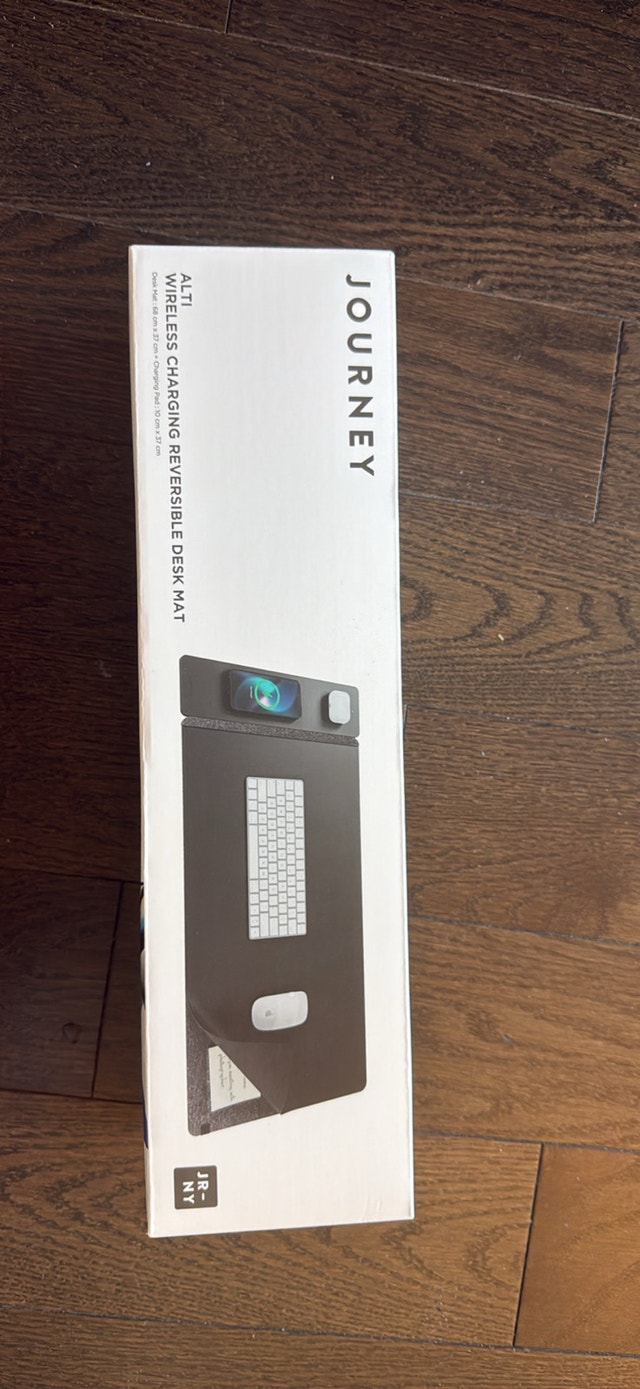 JOURNEY ALTI Wireless Charging Desk Mat – Brand New - photo 2