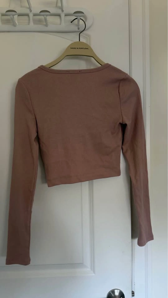 Forever 21 Ribbed Long Sleeve Cropped Top - photo 3