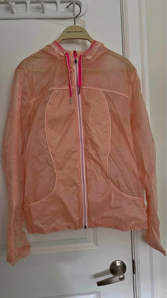 Lululemon Lightweight Hooded Windbreaker Jacket
