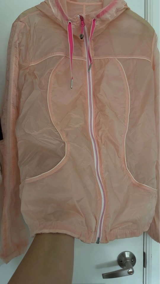 Lululemon Lightweight Hooded Windbreaker Jacket - photo 3
