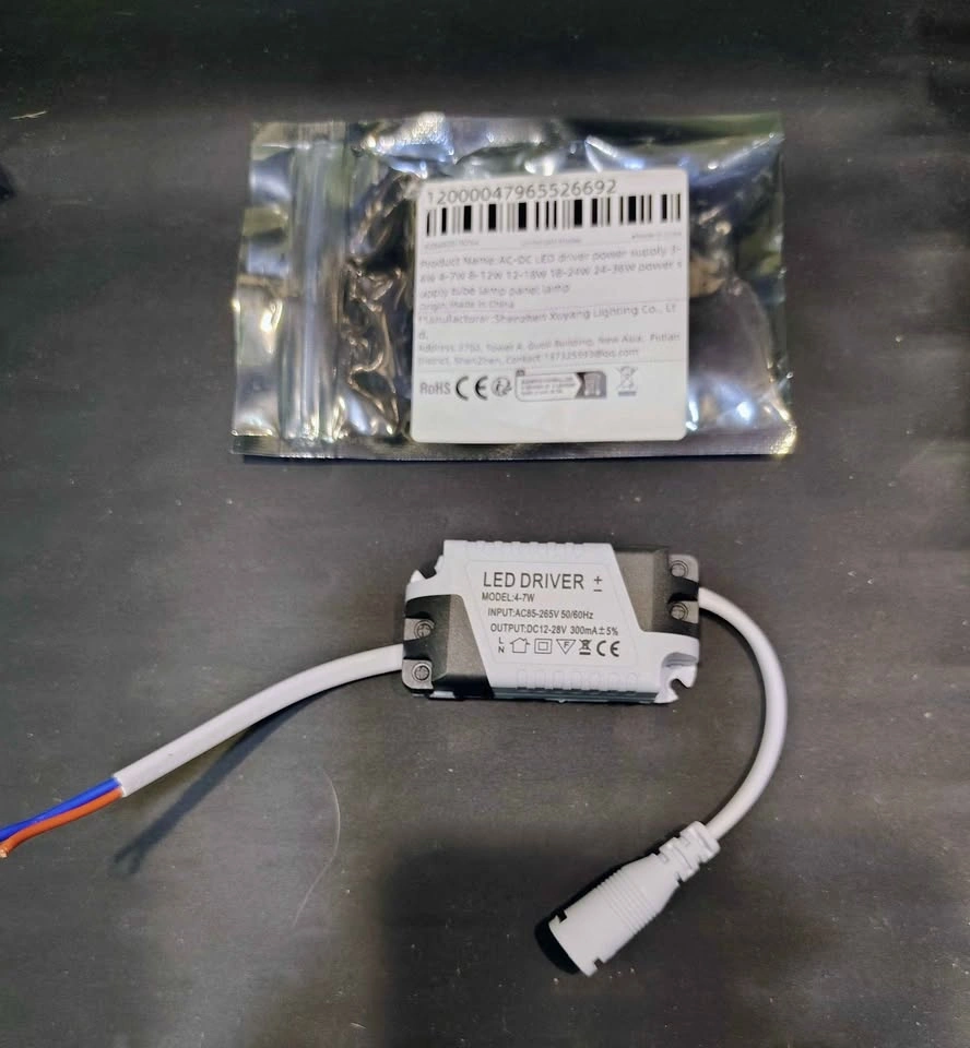3 BRAND NEW LED DRIVERS 110V AC TO 12V DC - photo 2