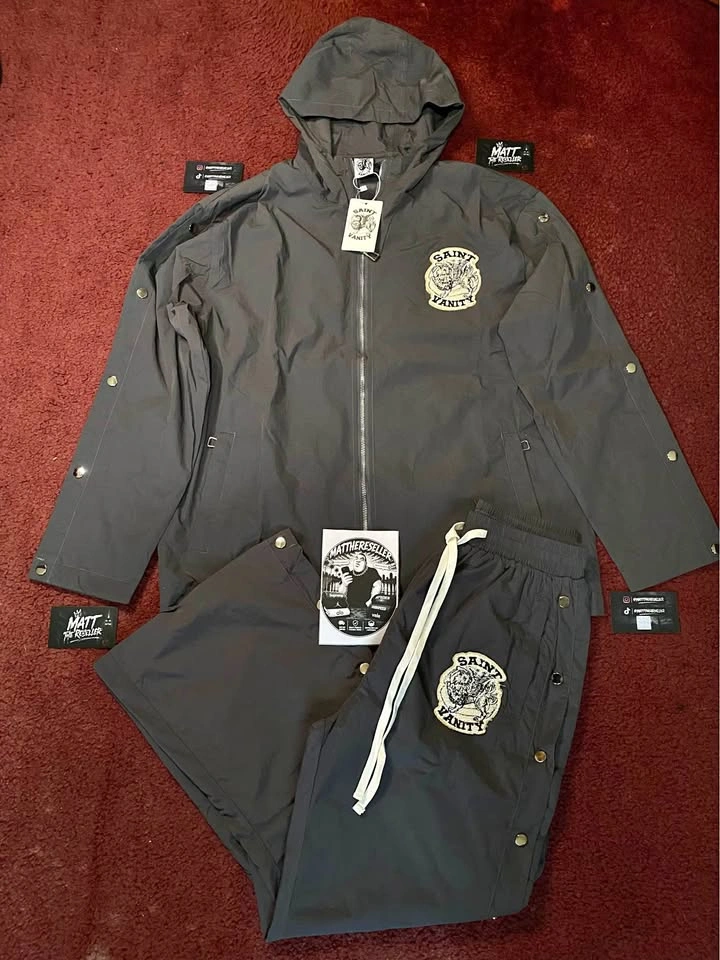Saint vanity sweatsuit L/XL
