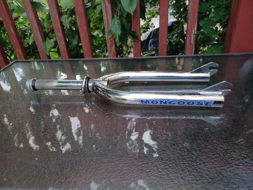 Mongoose BMX Fork 20 in 1 1/8 Threadless Chrome