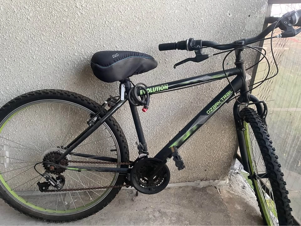 Ozark Trail Evolution Mountain Bike - photo 2