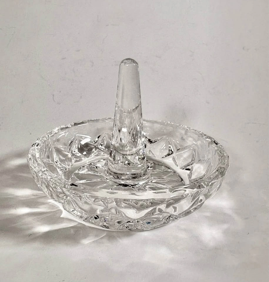 Vintage Crystal Ring Holder Dish - photo 2