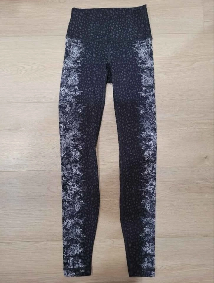 Lululemon Women 4 Wunder Under Hi-Rise Tight 28" Overlace Print - photo 2