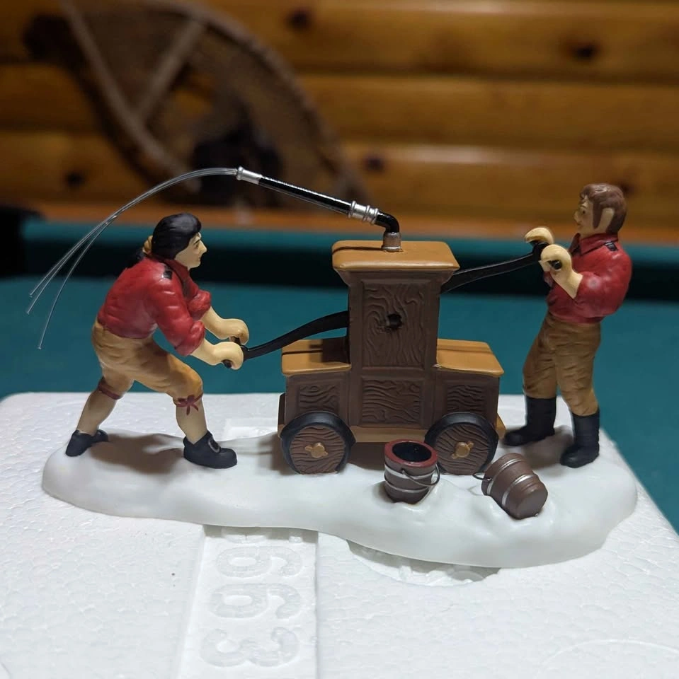 Department 56 - Dickens' Village Series - Volunteer Firefighters - photo 2