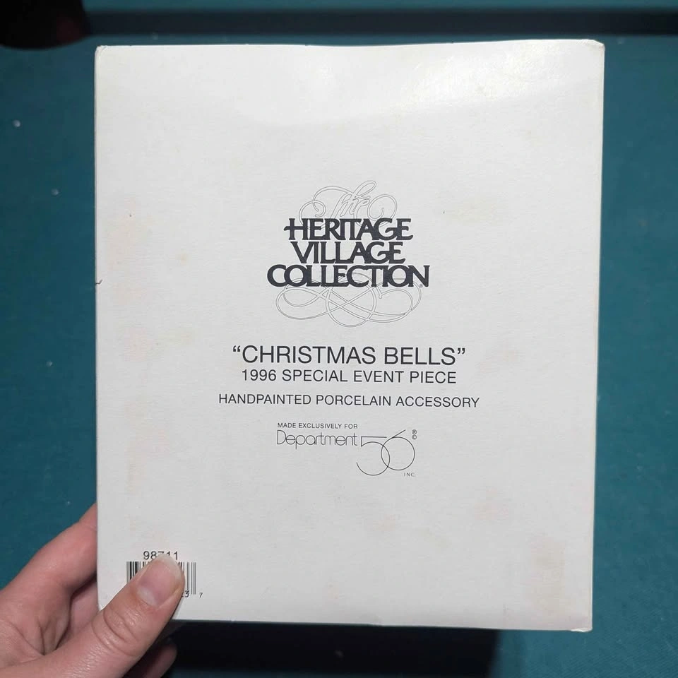 Department 56 - The Heritage Village - Christmas Bells - photo 3