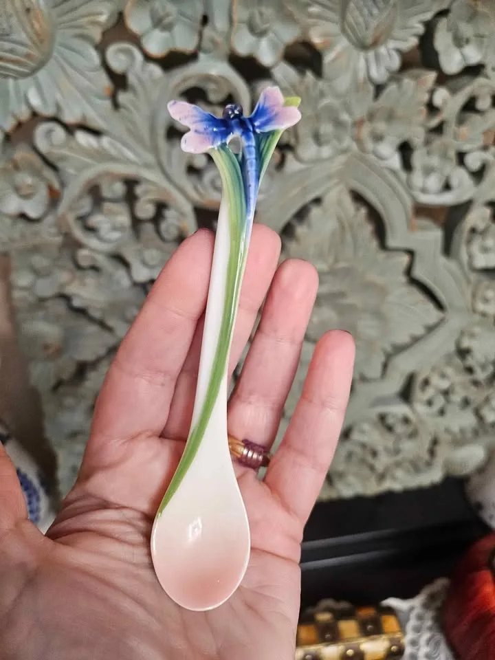 Vintage Tea/Coffee Set with Dragonflies & Orchid image indicator(6)