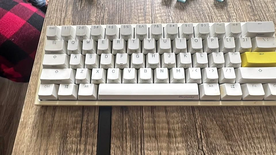 RBG light up Ducky keyboard with USB-C wire