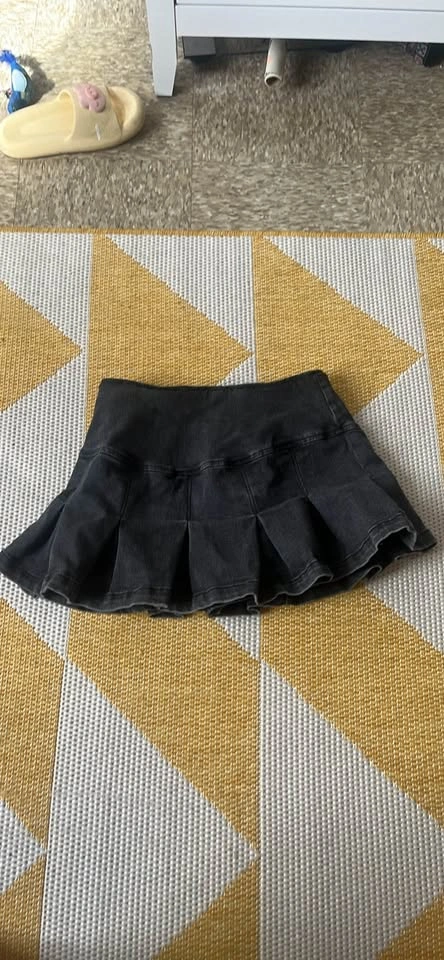 Wild Fable Black Denim Pleated Mini Skirt Size 8 - photo 3