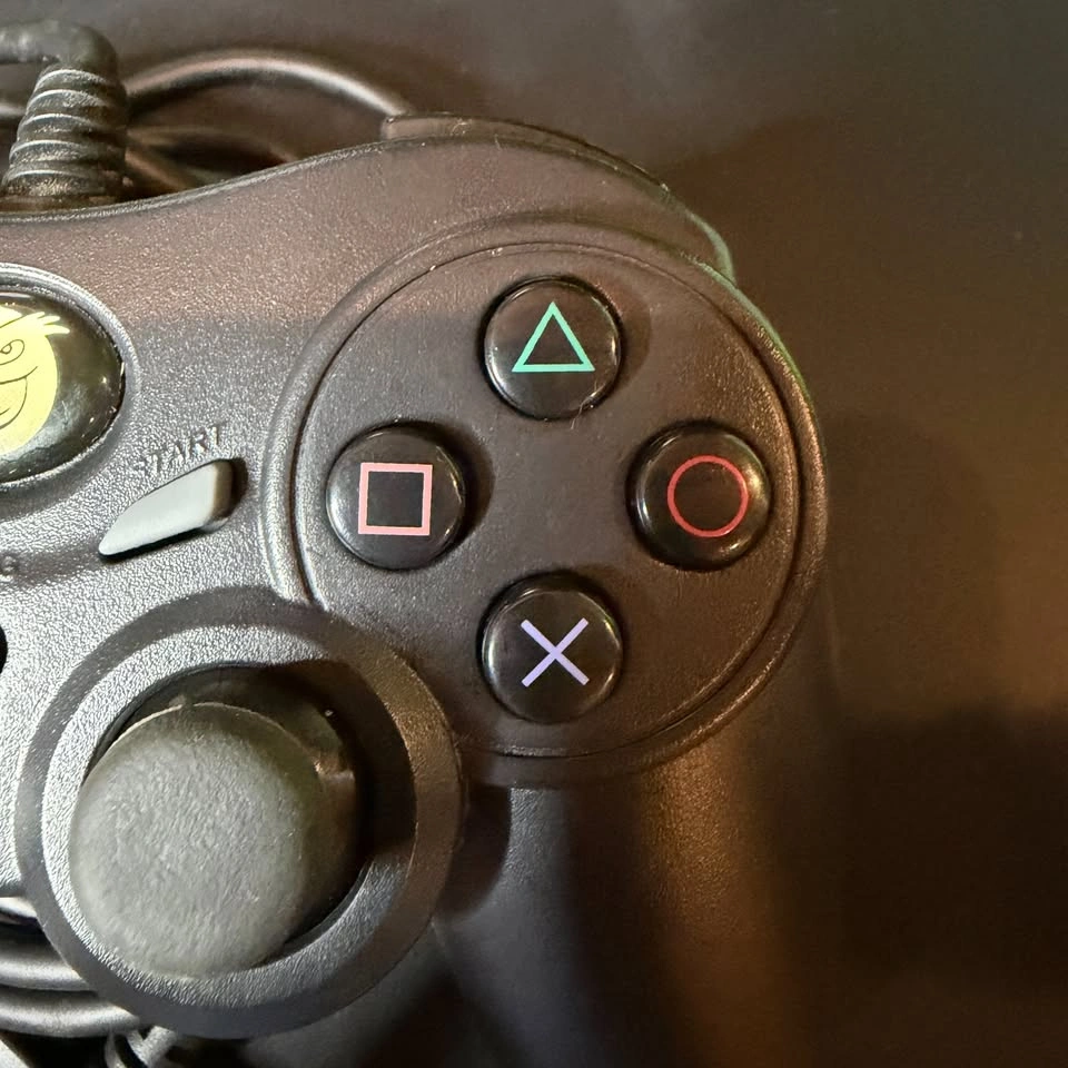 Pelican Wired PS2 Controller — Tested & Working - photo 2
