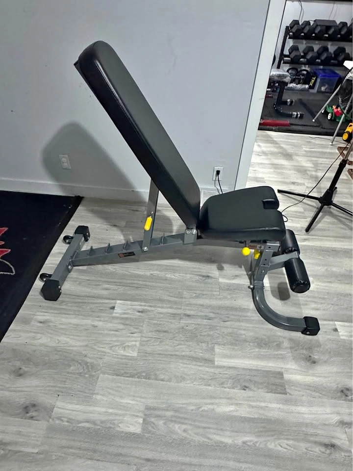 Vo3 Adjustable Weight Bench