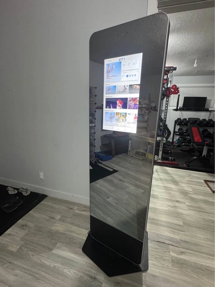 Proform 22” HD reflective touchscreen - photo 3