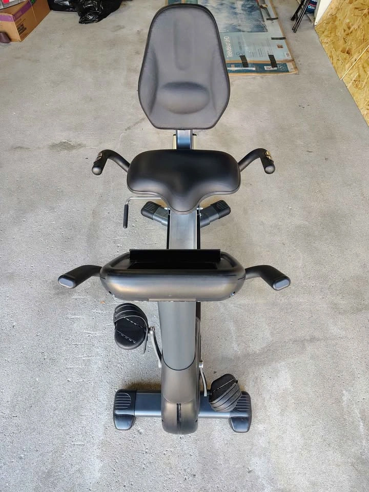 Exercise bike - recumbant Bodycraft R200 - photo 3