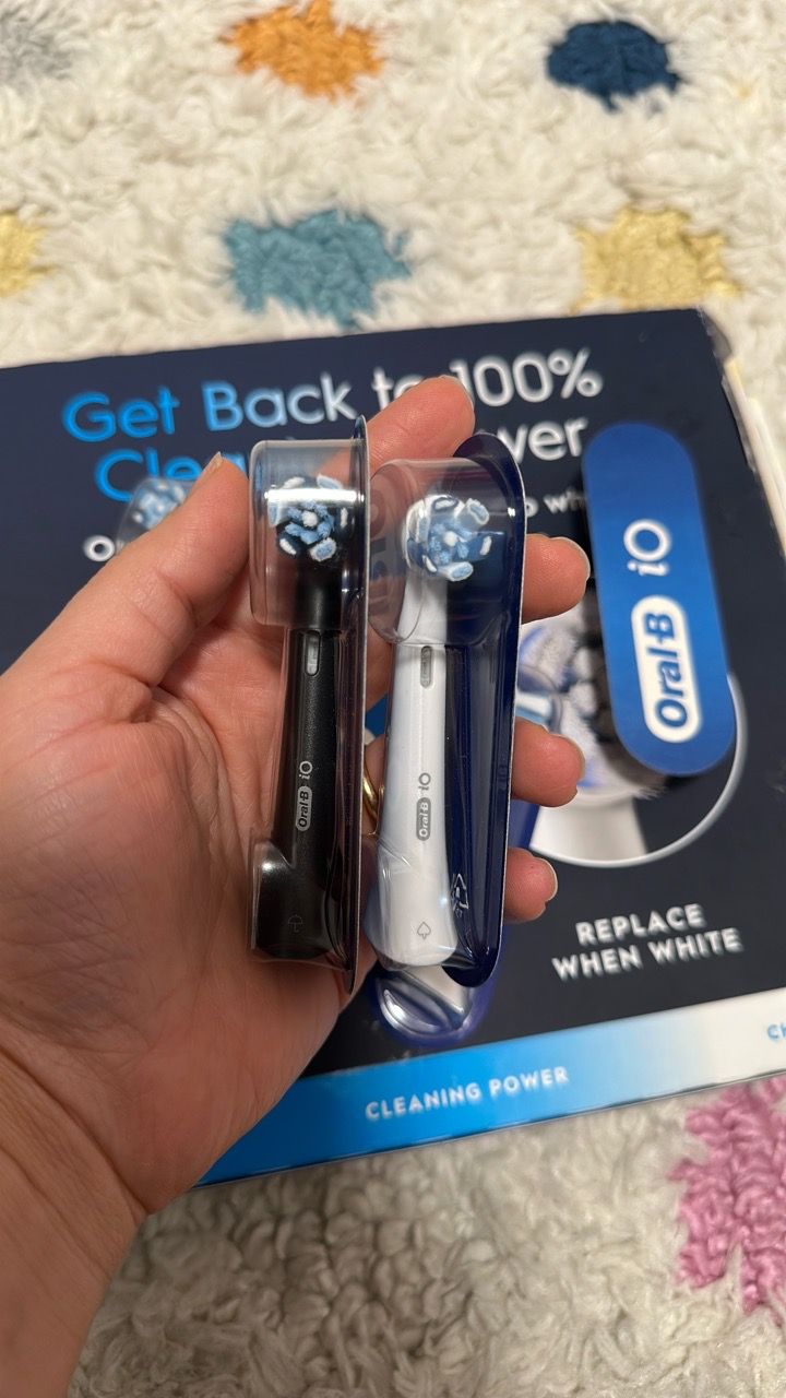 9 Oral-B iO Replacement Brush Heads Multi-Pack - photo 2