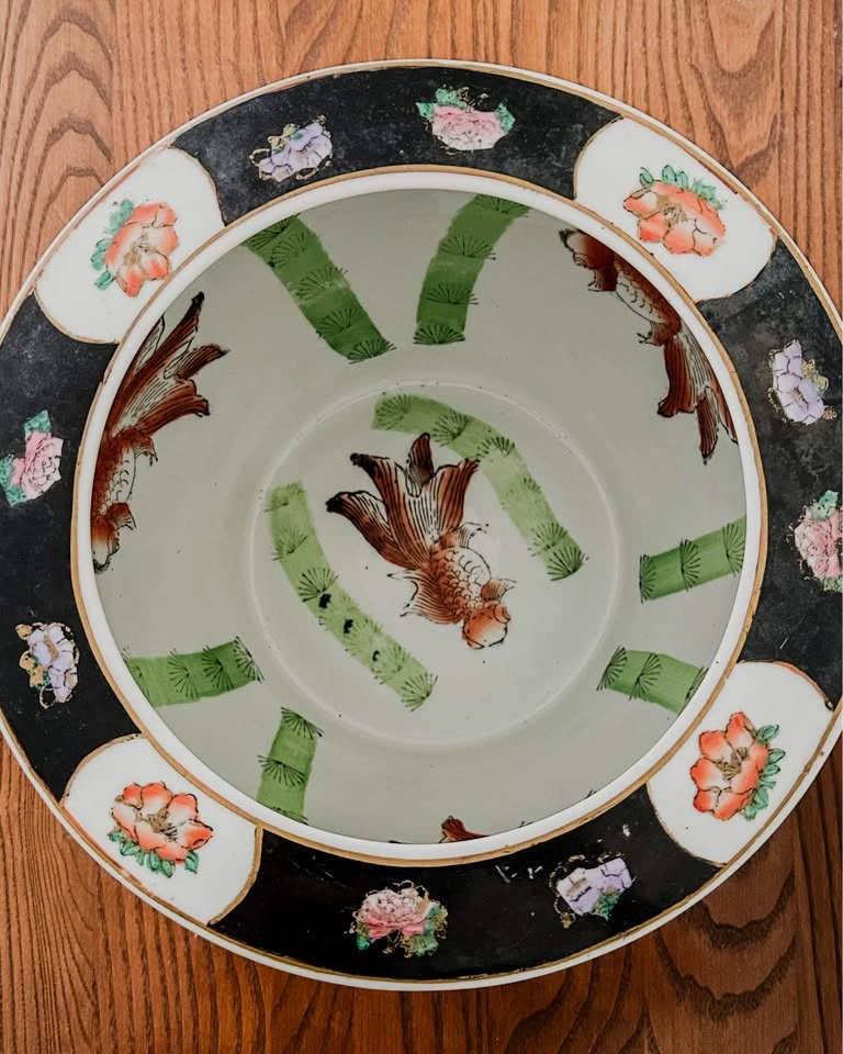 Vintage Chinese Porcelain Fish Bowl Planter - photo 2