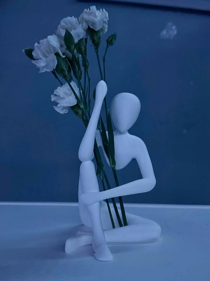 6-Inch NOBody Bloom Flower Vase Sculpture – Modern Home Decor - photo 2